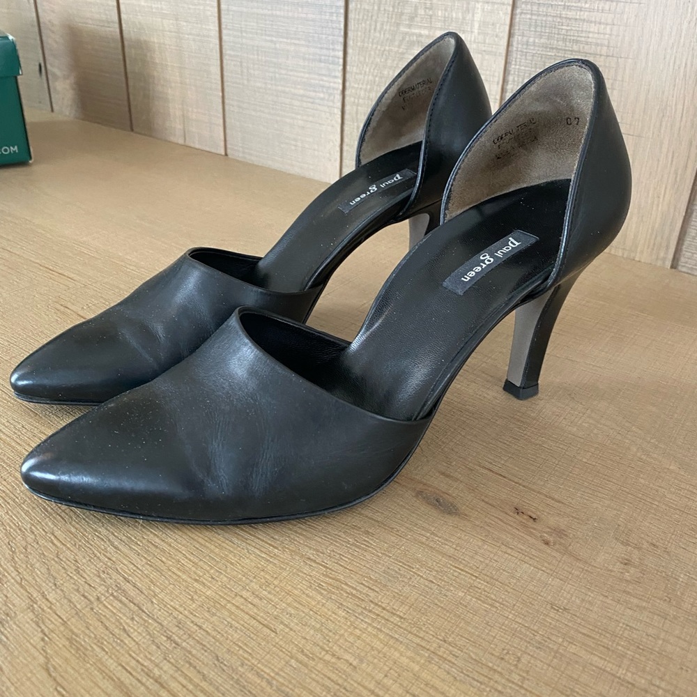 Paul Green black leather high heel. Size 7.5.